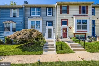 Building Photo - 824 Century St