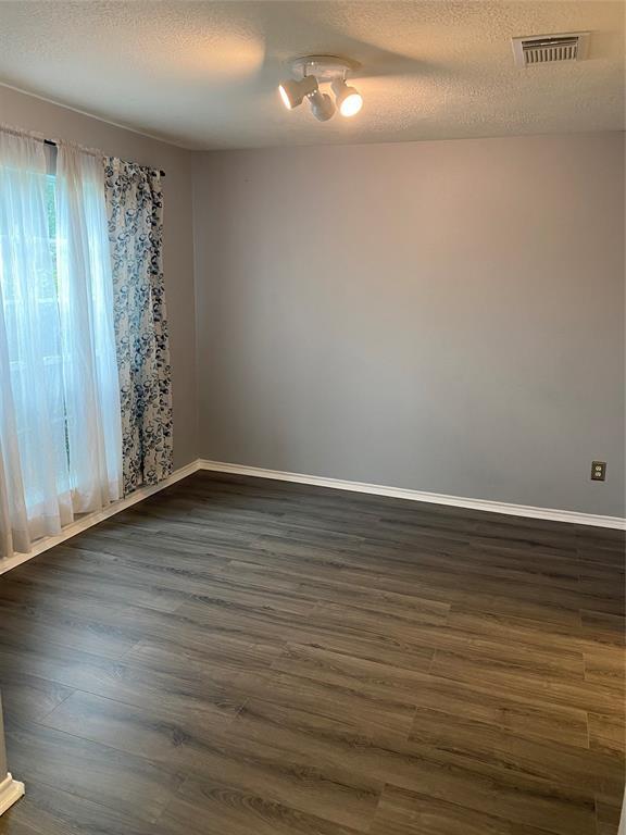 Building Photo - 5106 Big Spring Dr