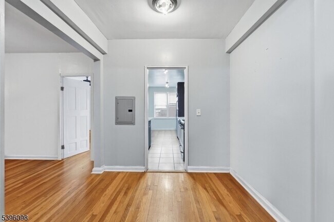 Foto del edificio - 2520 John F. Kennedy Blvd