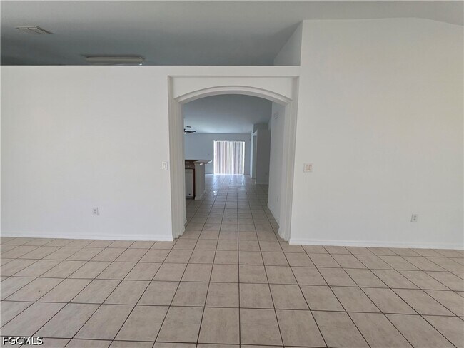 Foto del edificio - 1014 NW 31st Pl