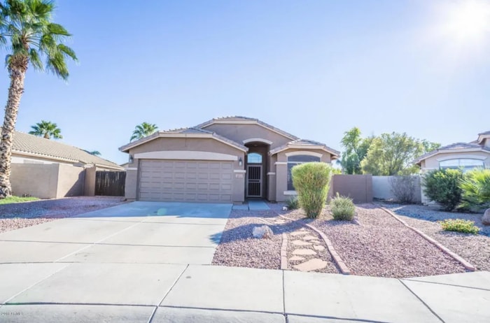 Primary Photo - 3813 E Wyatt Way