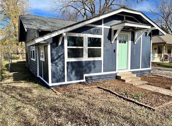 Foto del edificio - Rental Property in Norman Near OU Campus