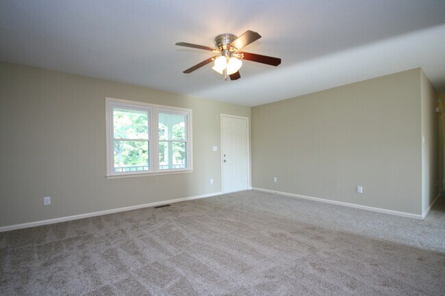 Building Photo - 315 Monroe Nunley Rd