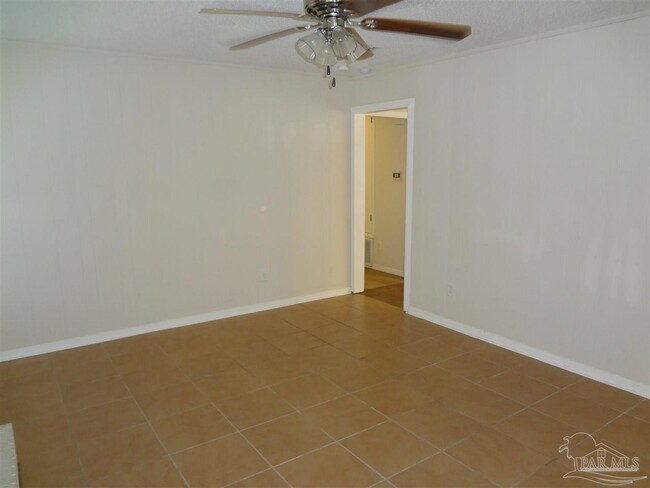 Building Photo - 5490 Limestone Rd