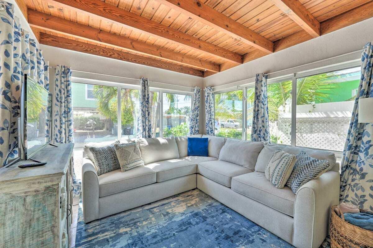 Foto principal - 11456 5th Avenue Ocean