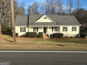 Building Photo - 341 Baker St