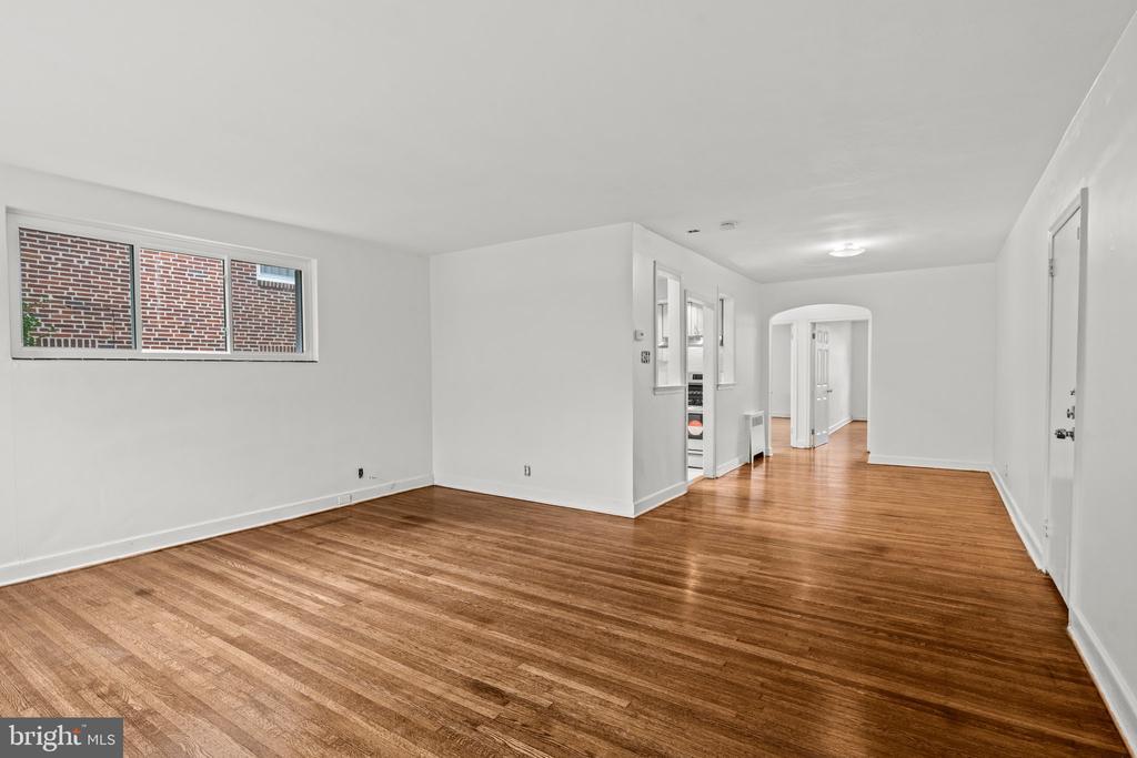 Primary Photo - 412 Glen Echo Rd