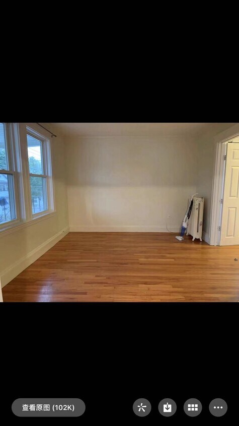Primary Photo - 76 Linwood St