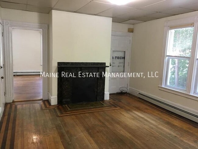 Building Photo - 36 Third St Apt.-2