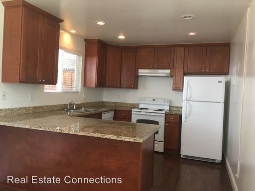 Foto del edificio - 901 Castlewood Dr