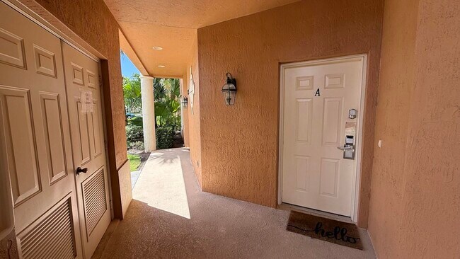 Foto del edificio - 8233 Mulligan Cir