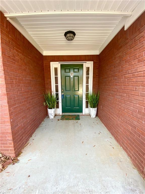 Foto del edificio - 402 James Ridge Ct