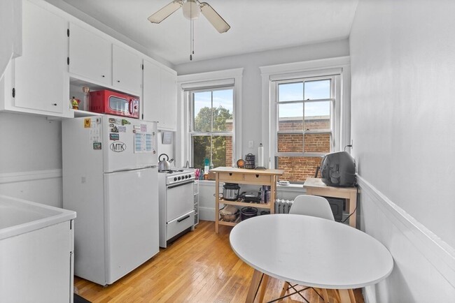 Foto del edificio - 70 Phillips St