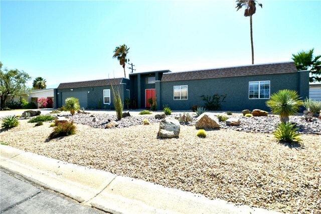 Foto del edificio - 2375 N San Antonio Rd