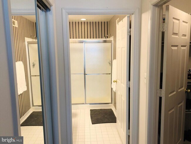 Foto del edificio - 7021 Toby Dr