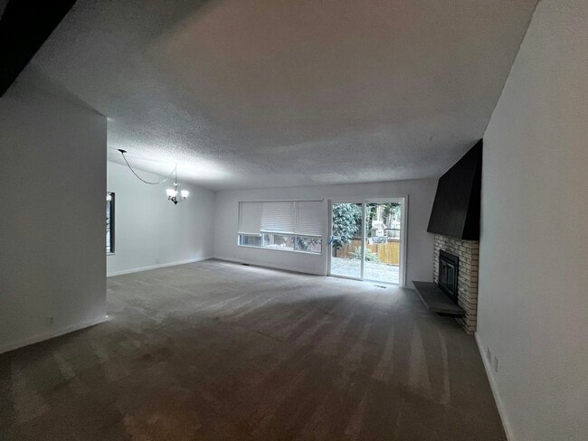 Foto del edificio - 4523 110th Ave NE