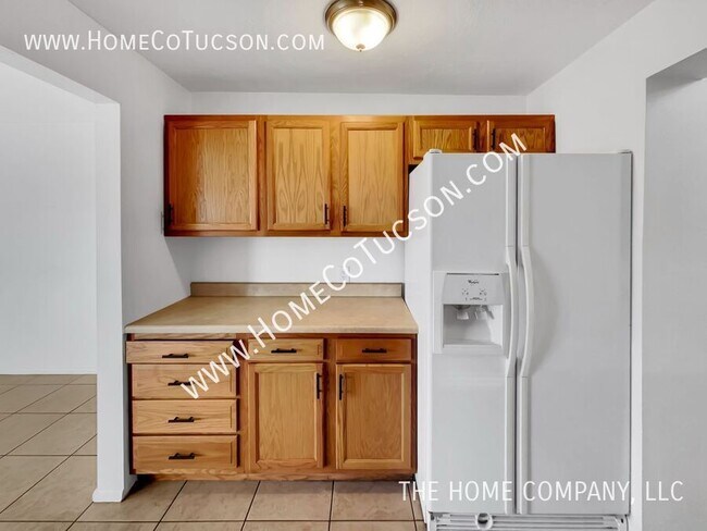 Foto del edificio - 3332 E 28th St