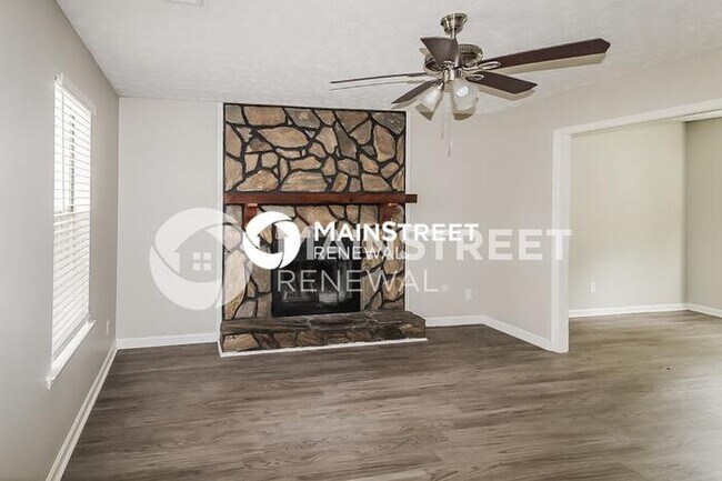 Foto del edificio - 3 Bedroom Pet-Friendly Home in Stockbridge, GA with Main Street Renewal