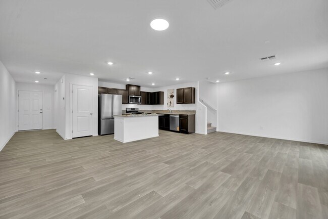 Foto del edificio - 6050 Swift Lariat St