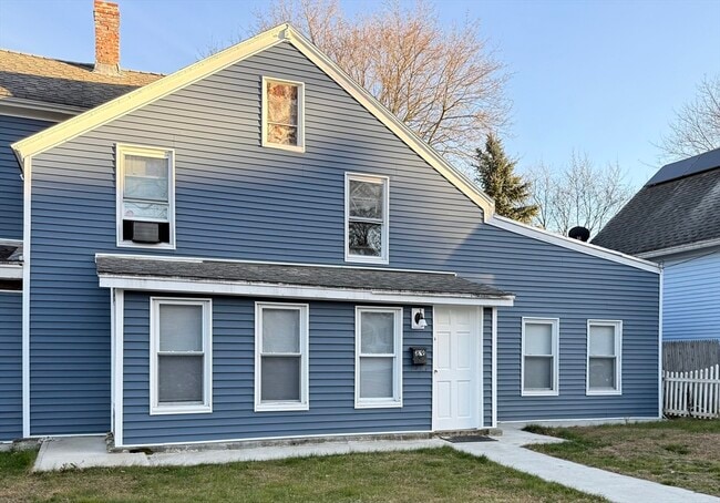 Building Photo - 89 Spruce St