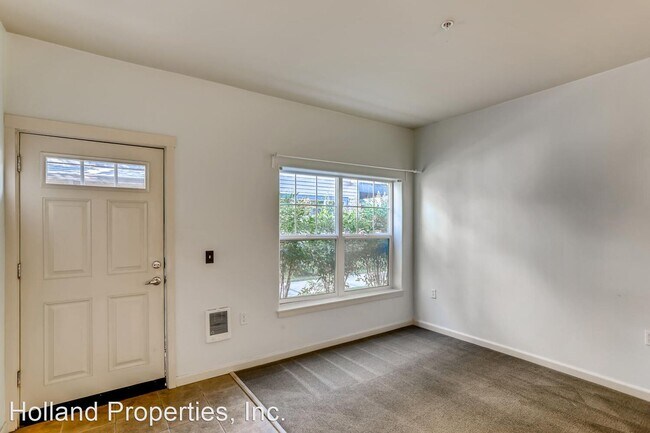 Building Photo - 22832 SW Forest Creek Dr