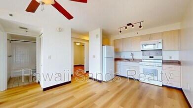 Building Photo - 94-302 Paiwa St