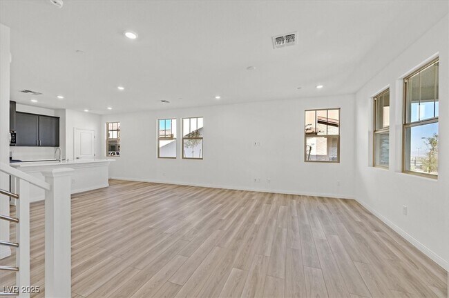 Foto del edificio - 148 Silver Run Ln