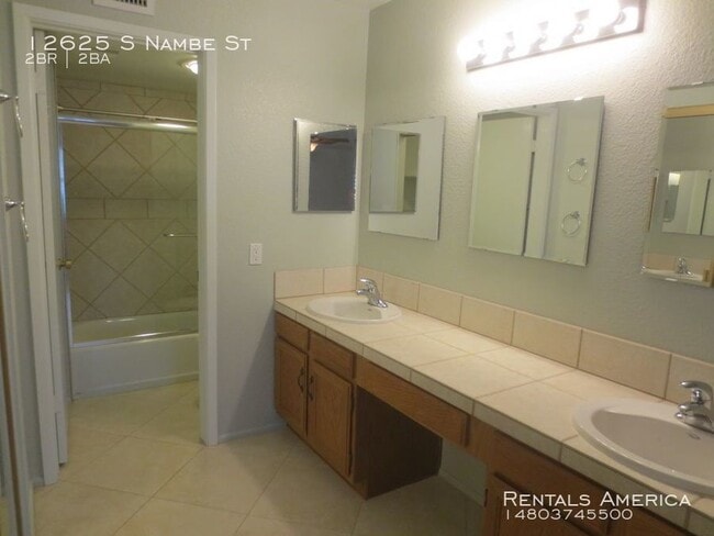 Foto del edificio - Great Single Story Home in Ahwatukee