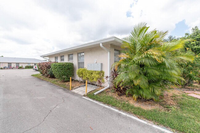 Building Photo - 546 Covered Bridge Blvd