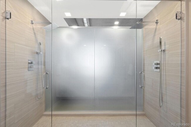 Photo - 1515 Julian St Apartment