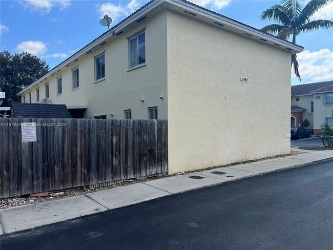 Building Photo - 7090 NW 174th Terrace