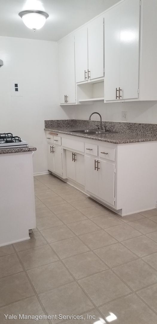 Foto del edificio - 3399 Bennett Dr