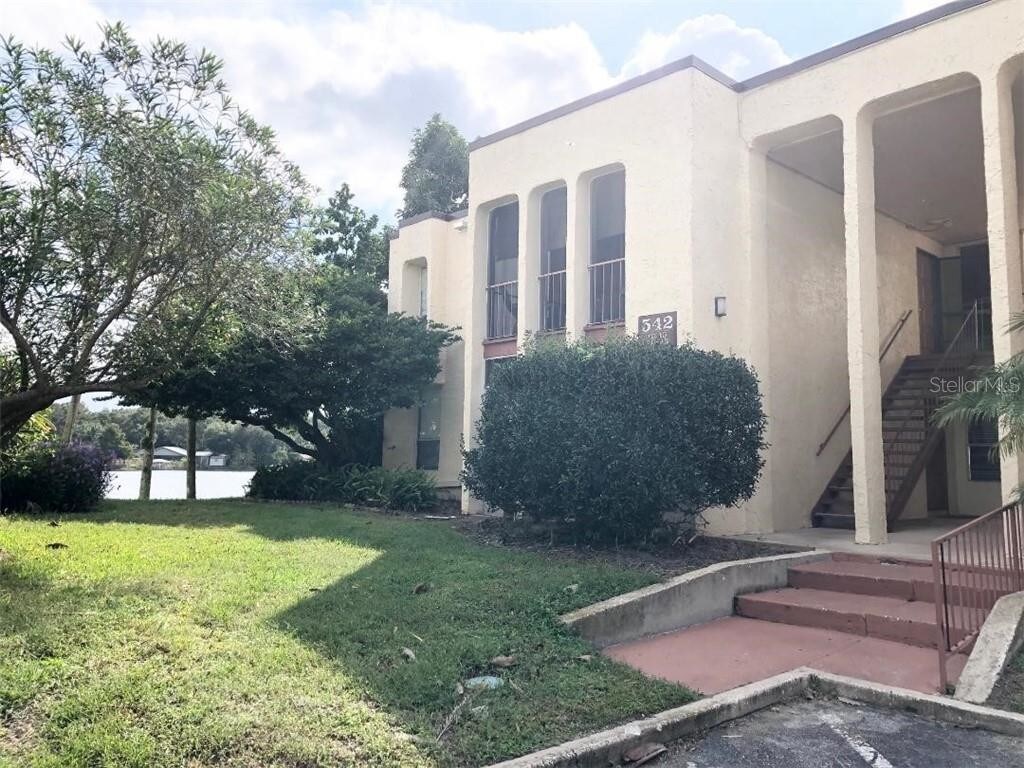 Foto principal - 542 Orange Dr