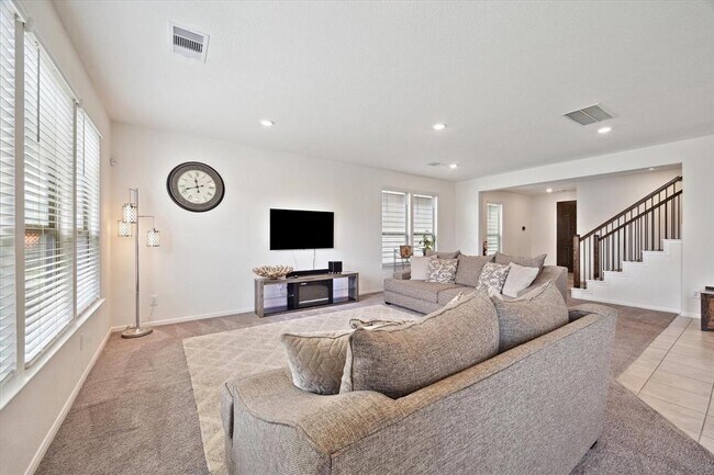 Foto del edificio - 17303 Rock Willow Ln