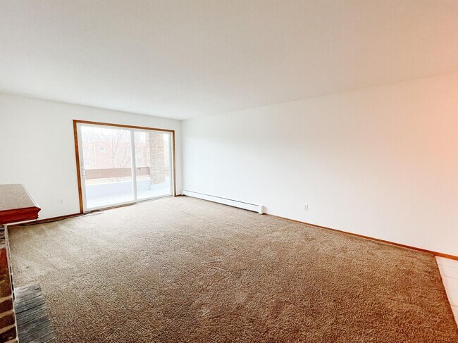 Foto del edificio - 2200 Midland Grove Rd