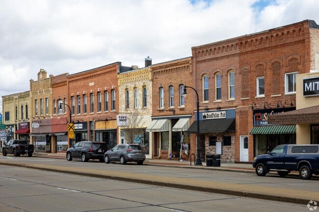 Shopping downtown in Marshfield features boutique and specialty stores.