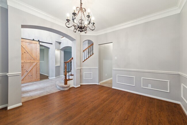Foto del edificio - 2109 Enchanted Lake Dr