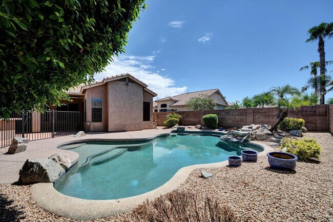 Building Photo - For Lease $3,300 Spacious 4-Bedrooms Plus ...