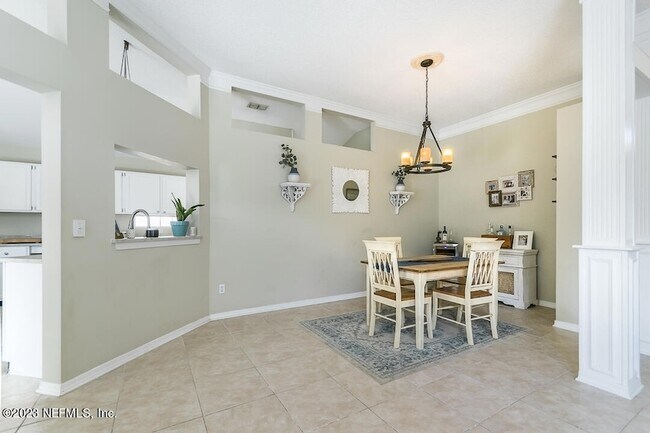 Foto del edificio - 114 Colombard Ct