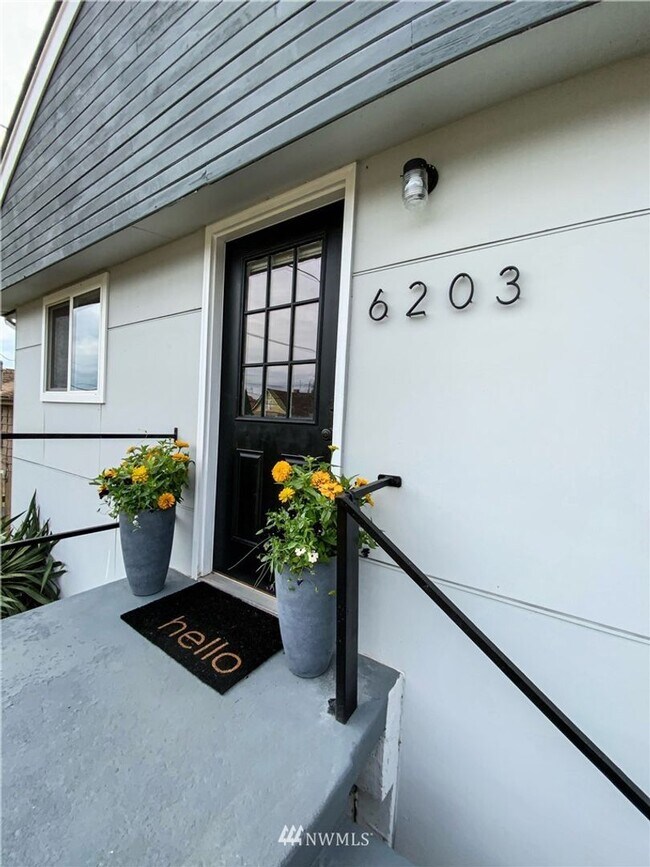 Foto del edificio - Charming 2 Bed 1 Bath in Hillman City!