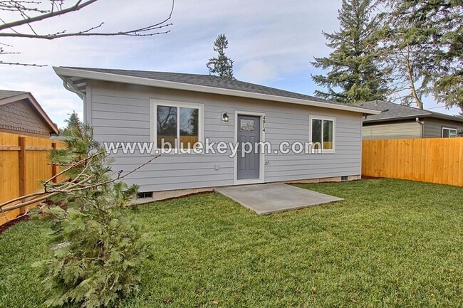Building Photo - 3 Bed, 2 Bath Home in Image Neighborhood
