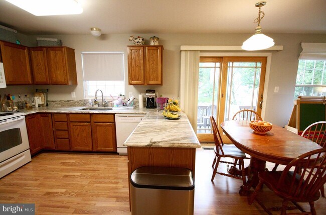 Building Photo - 20712 Cross Timber Dr