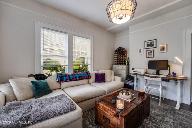 Building Photo - 2805 Park St