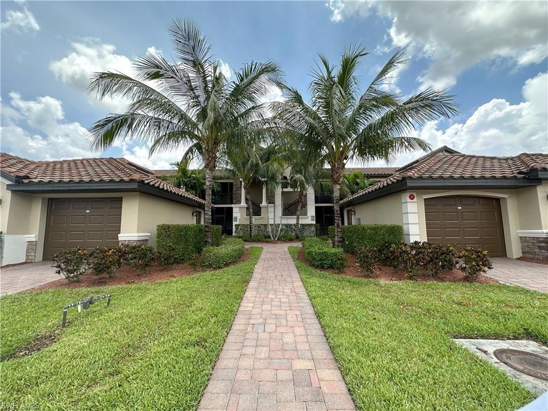 Foto principal - 28021 Bridgetown Ct