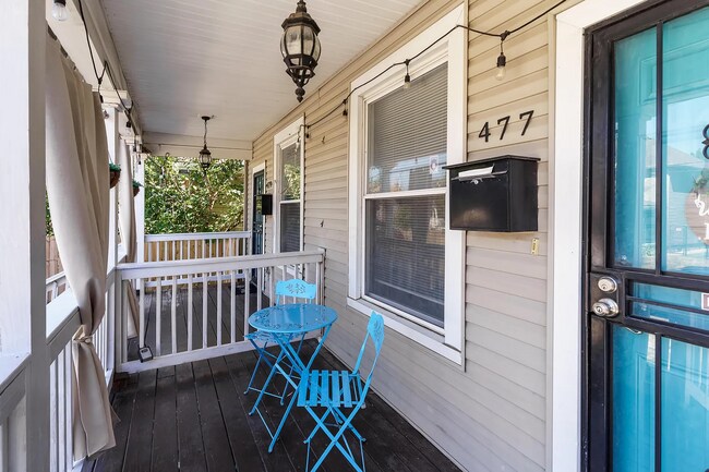 Foto del edificio - 477 E Gates St