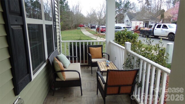 Foto del edificio - 10418 Glenmeade Rd