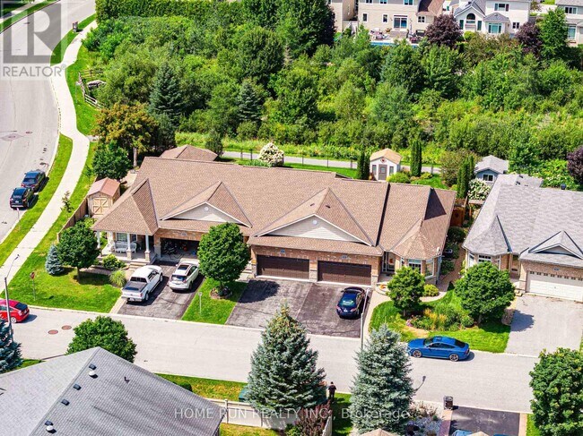 Building Photo - 902 Burwash Landing Bay