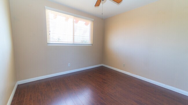 Building Photo - 12870 Gambusa Way