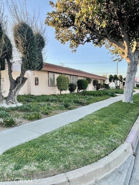 Building Photo - 777 E Valley Blvd