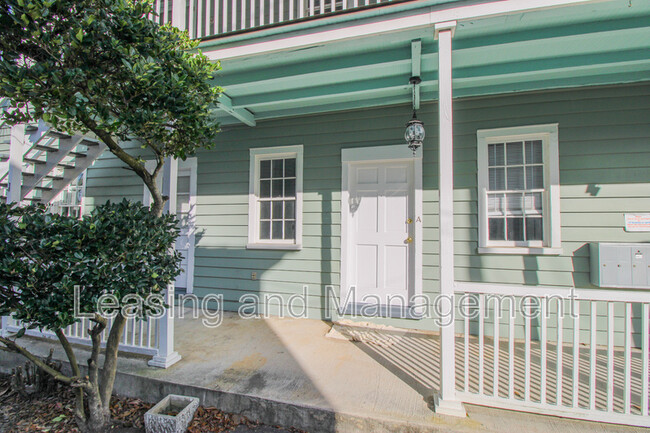 Building Photo - 27 Archdale St